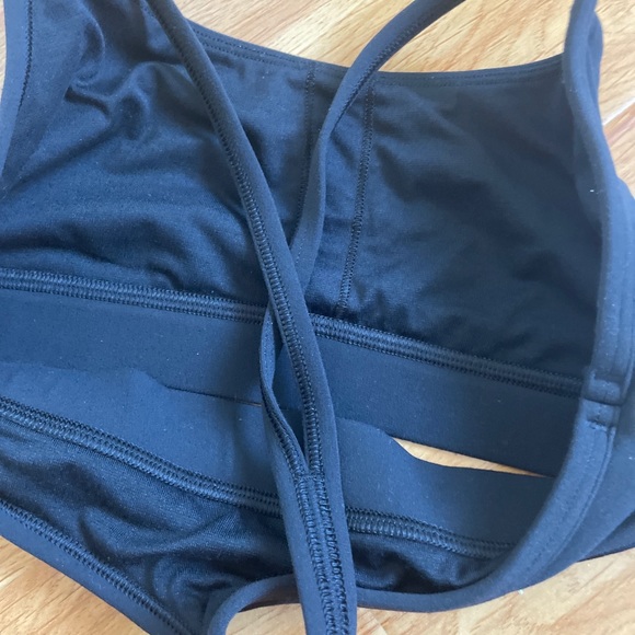 Lululemon Flow Y Bra Black size 6 Nulu - Picture 9 of 10